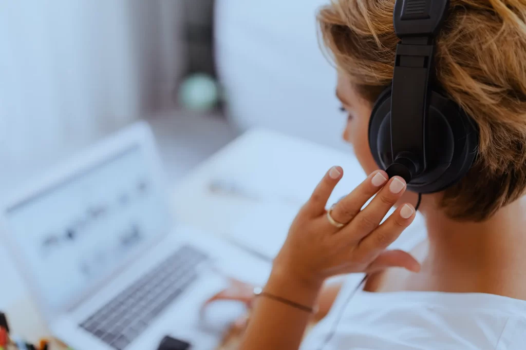 a girl talking to someone online